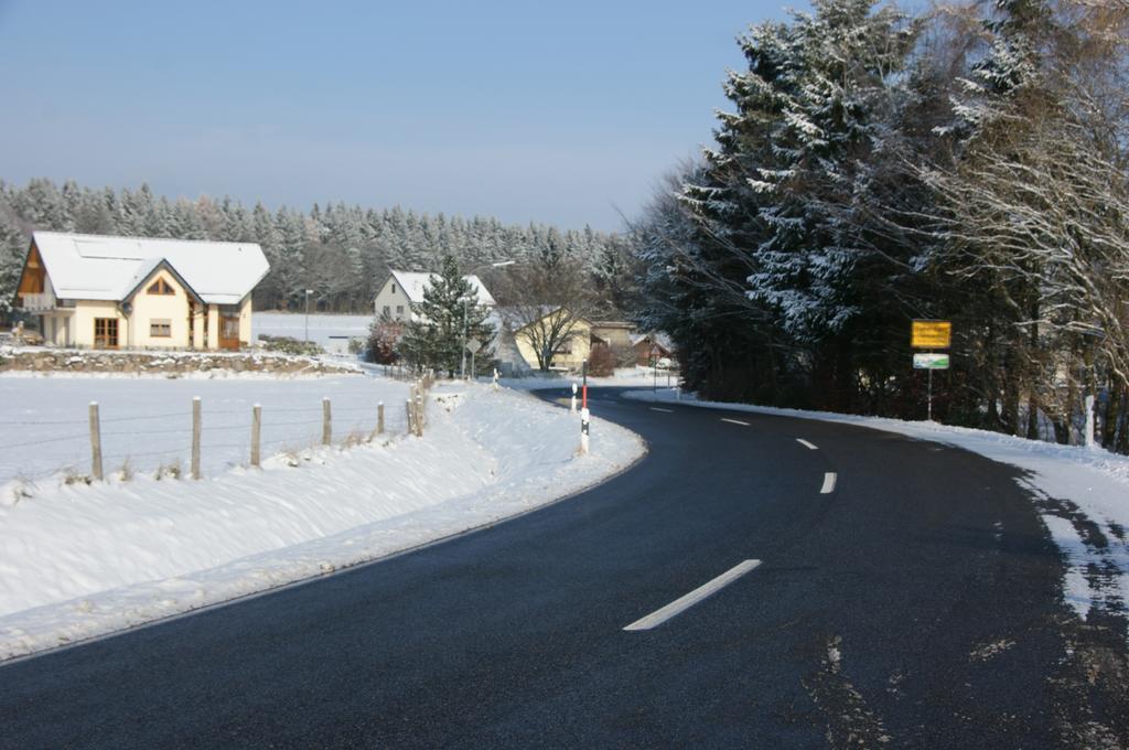 הלנתאל Eifelhoeve In Benenberg חדר תמונה